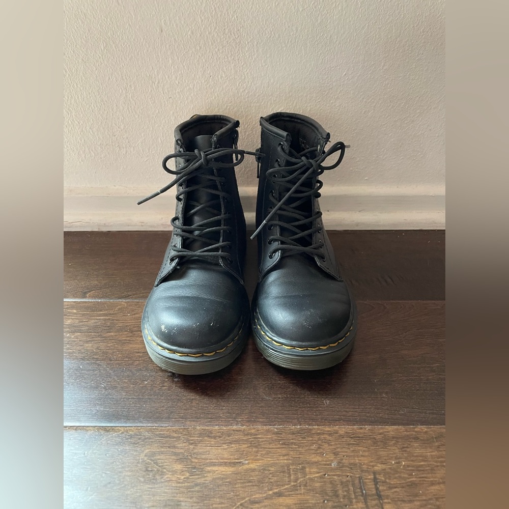 Dr. Martens Boots 1460 J Size 1